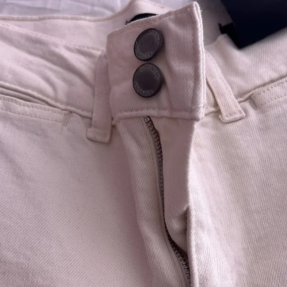 Banana Republic high rise jean. - Picture 9 of 10